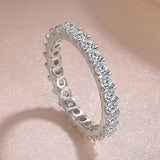 Bague en Argent avec Incrustation de Zirconia